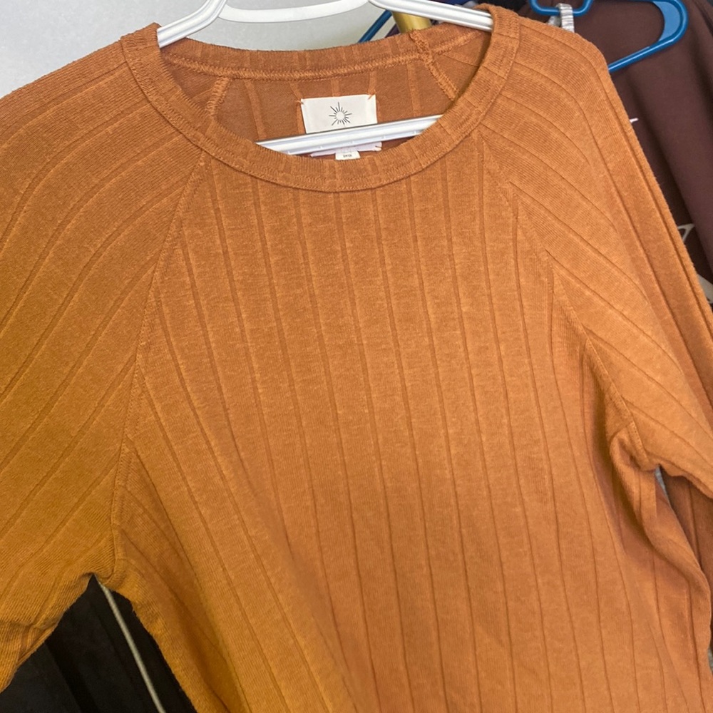 Aerie Offline Top